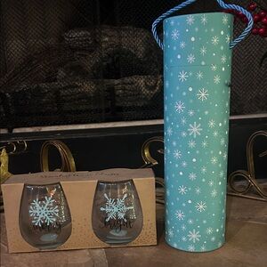 NEW! Snowflake Wine Glass Set with Gift Box